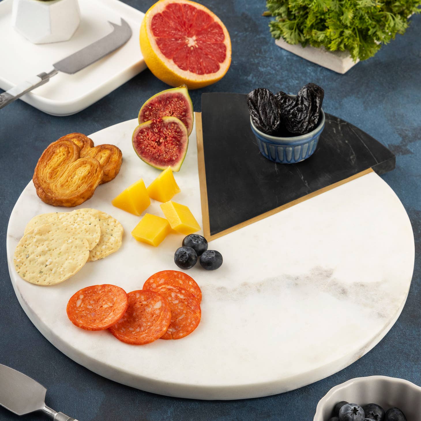 Cruz Marble Serving Board