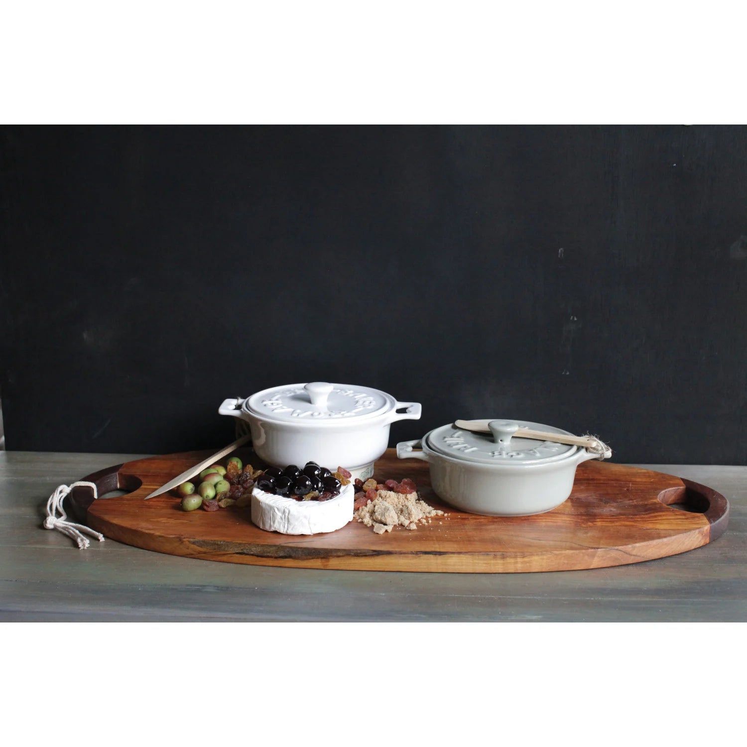 Brie Baker with Lid & Spreader